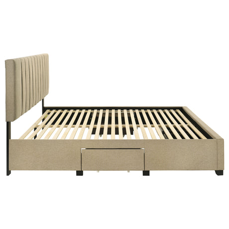 Wheatland Panel Platform Storage Bed - Furniture World