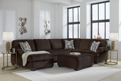 Kimlee Sectional with Chaise - Furniture World