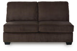 Kimlee Sectional with Chaise