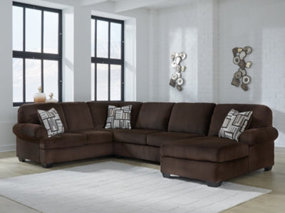 Kimlee Sectional with Chaise - Furniture World