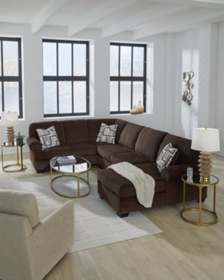 Kimlee Sectional with Chaise - Furniture World