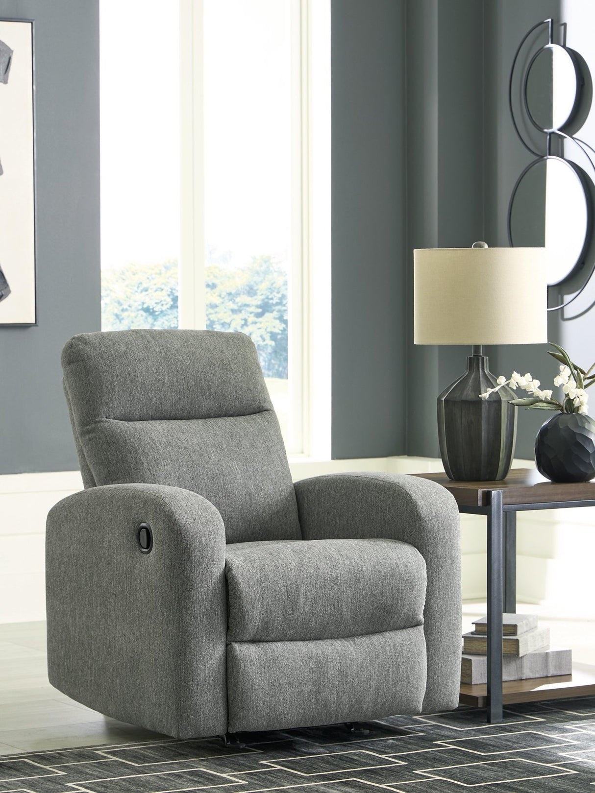 Gauntlet Recliner - Furniture World
