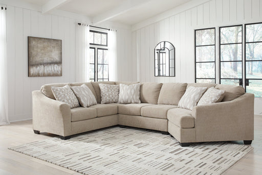 Brogan Bay 3-Piece Sectional with Cuddler - Furniture World