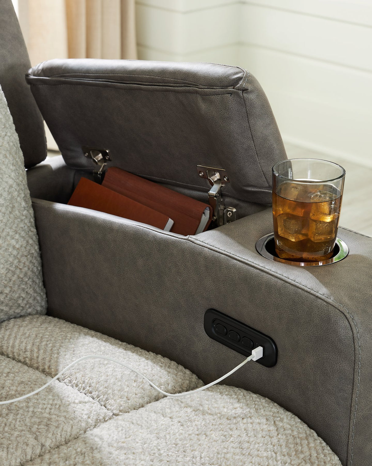 WhipLash Power Recliner - Furniture World