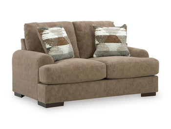 Jayne Park Loveseat - Furniture World