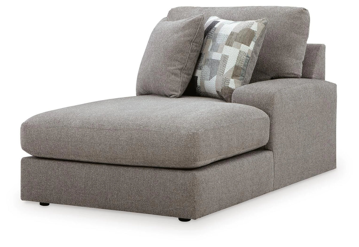 Lindon Sectional with Chaise