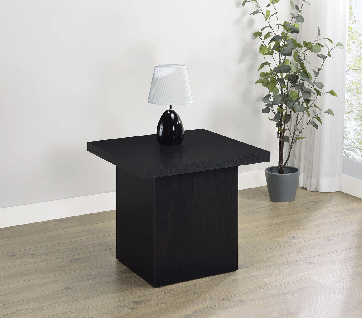 Devar End Table