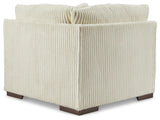 Lindyn Sectional