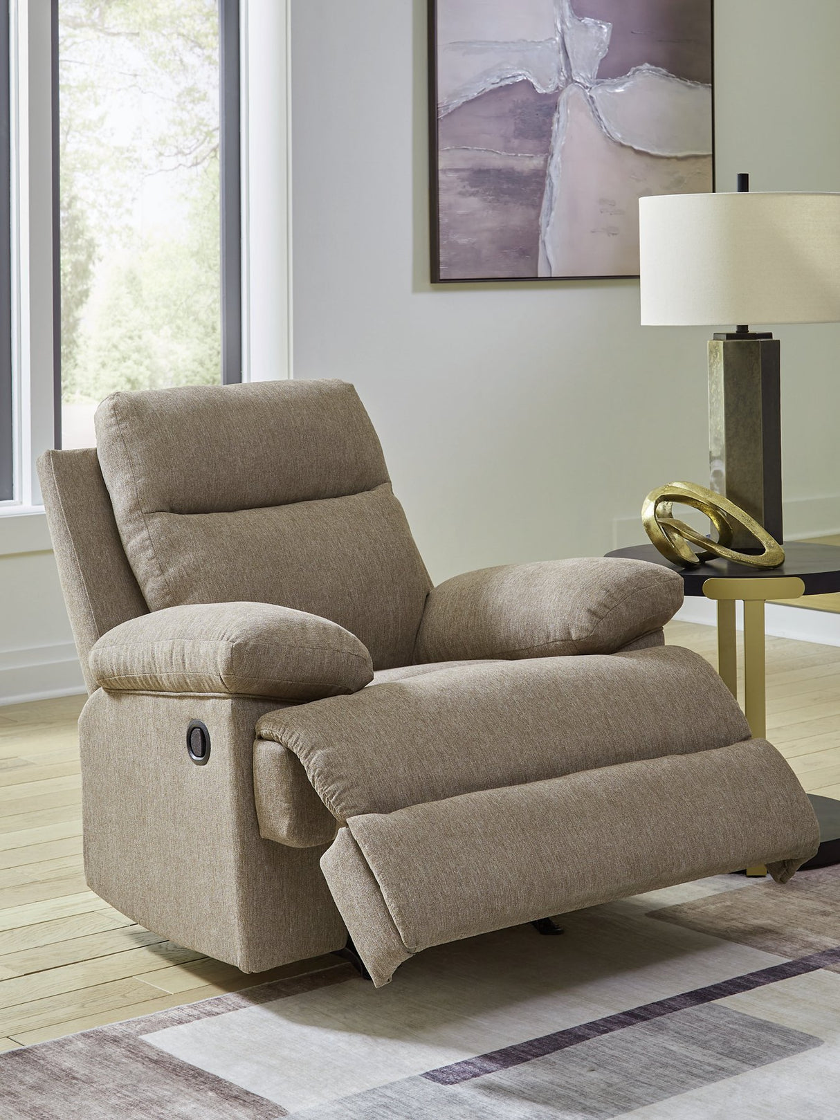Side-Swipe Recliner - Furniture World