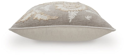 Viveka Pillow (Set of 4) - Furniture World