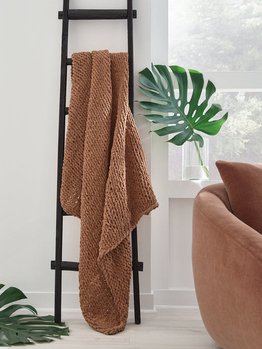 Chaddon Throw - Furniture World