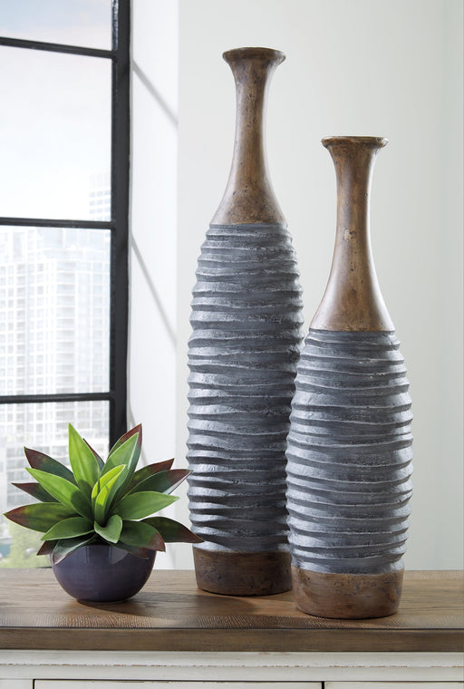 Blayze Vase (Set of 2) - Furniture World