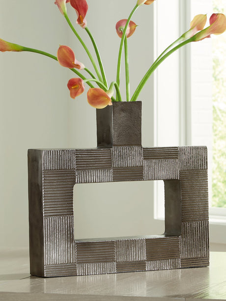 Wrengrove Vase - Furniture World