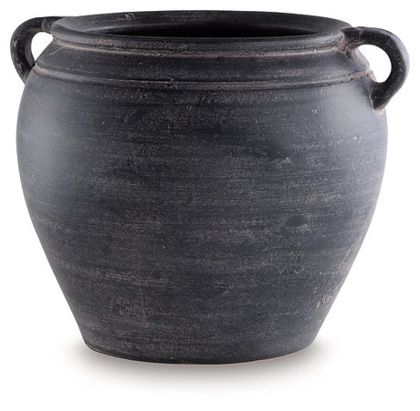 Meadie Vase - Furniture World