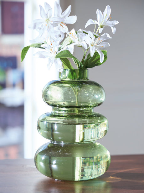 Renethorne Vase - Furniture World