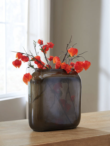 Sumner Vase - Furniture World