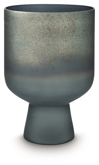 Pennmore Vase - Furniture World