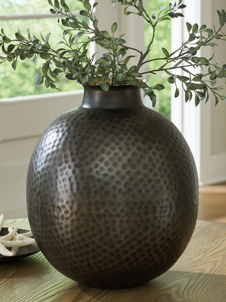 Woody Vase - Furniture World