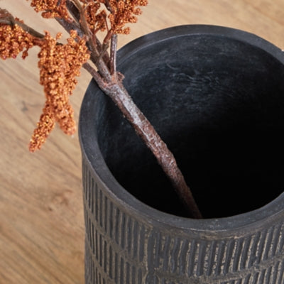 Beninworth Vase - Furniture World