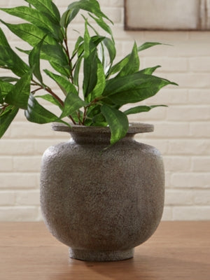 Jedwick Vase - Furniture World