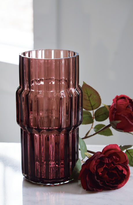 Dorlow Vase - Furniture World