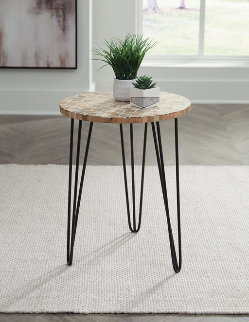 Drovelett Accent Table - Furniture World