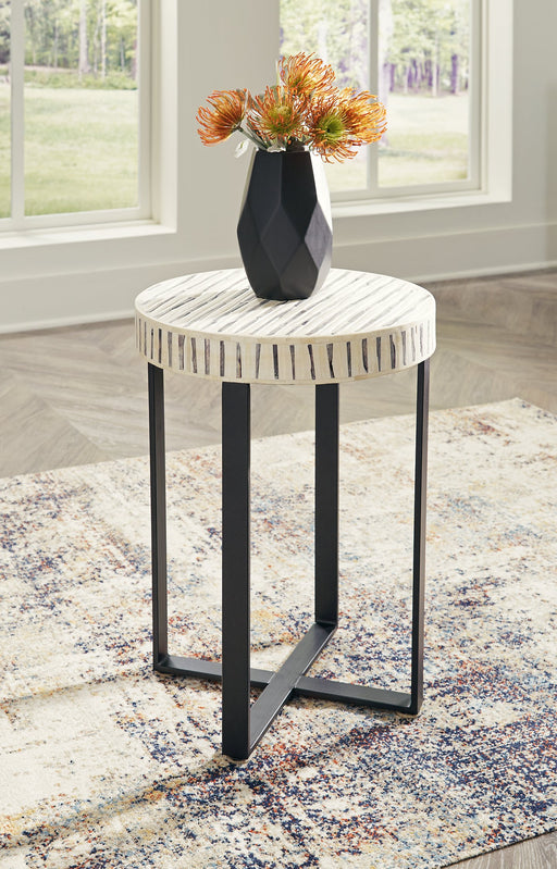 Crewridge Accent Table - Furniture World