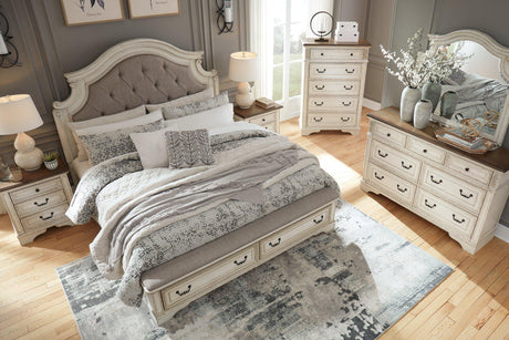 Realyn Upholstered Bed - Furniture World