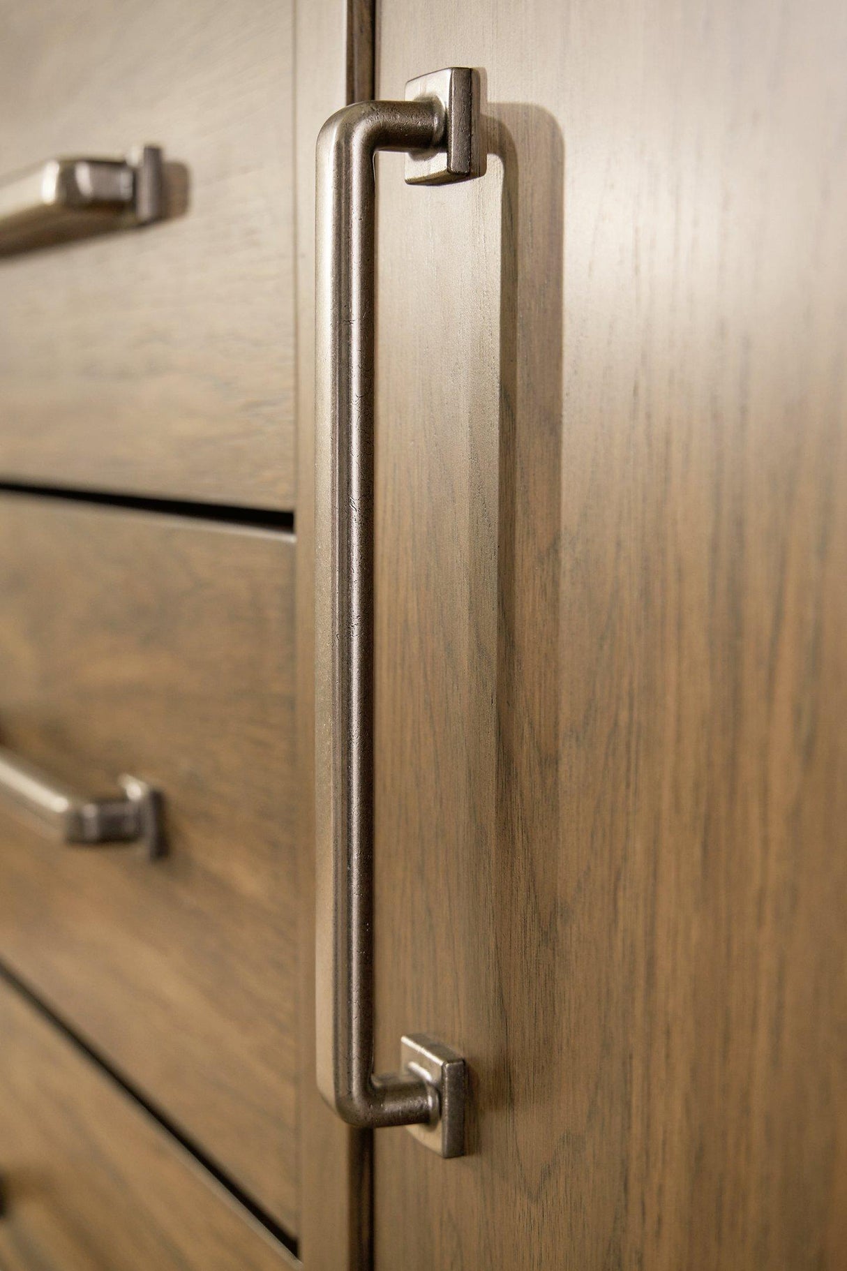 Cabalynn Dining Server - Furniture World