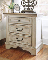 Realyn Bedroom Set - Furniture World