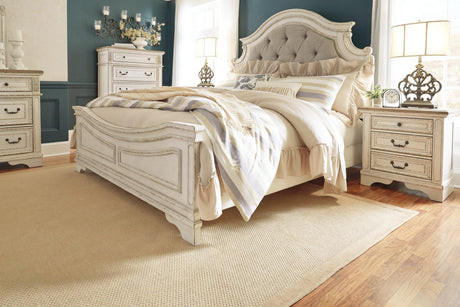 Realyn Upholstered Bed - Furniture World