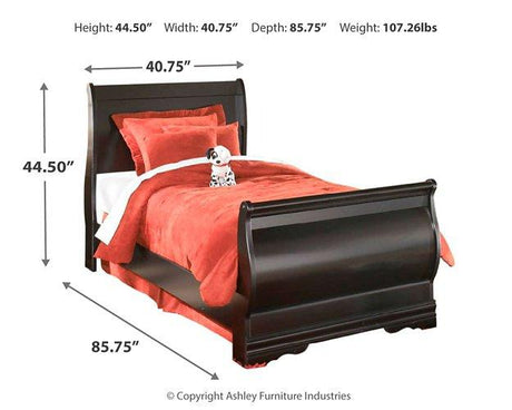Huey Vineyard Bedroom Set - Furniture World