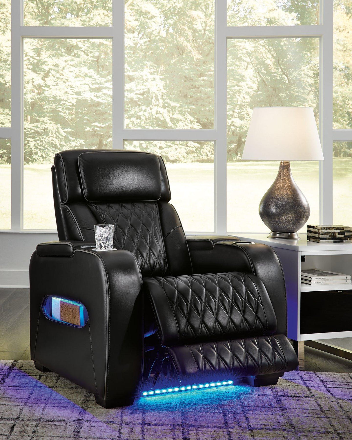 Boyington Power Recliner - Furniture World