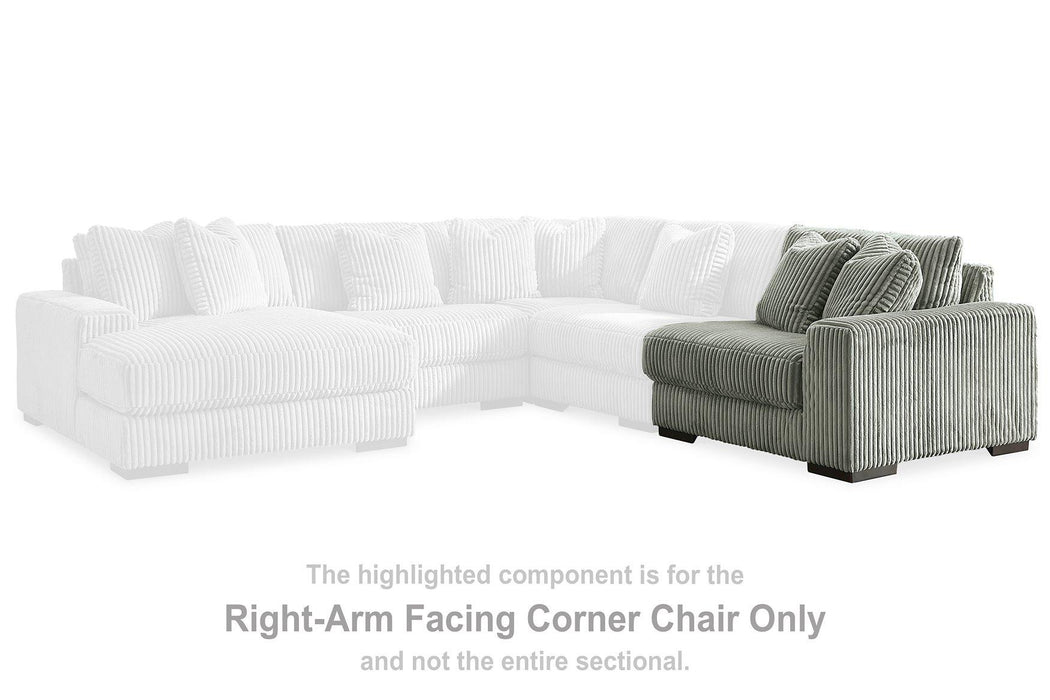 Lindyn Sectional - Furniture World