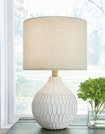 Wardmont Lamp Set - Furniture World