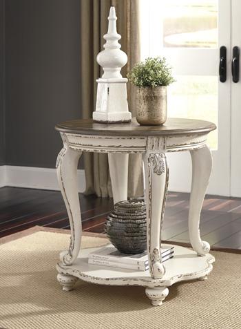 Realyn End Table Set - Furniture World