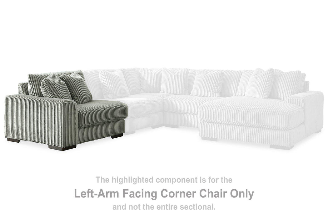 Lindyn Sectional - Furniture World