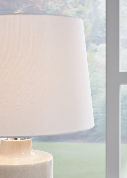 Cylener Table Lamp - Furniture World