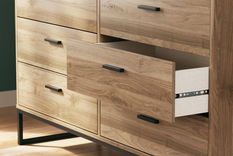 Deanlow Bedroom Package - Furniture World