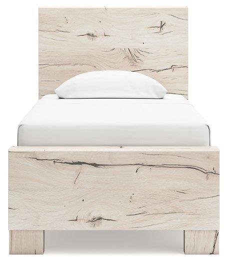 Lawroy Bed - Furniture World