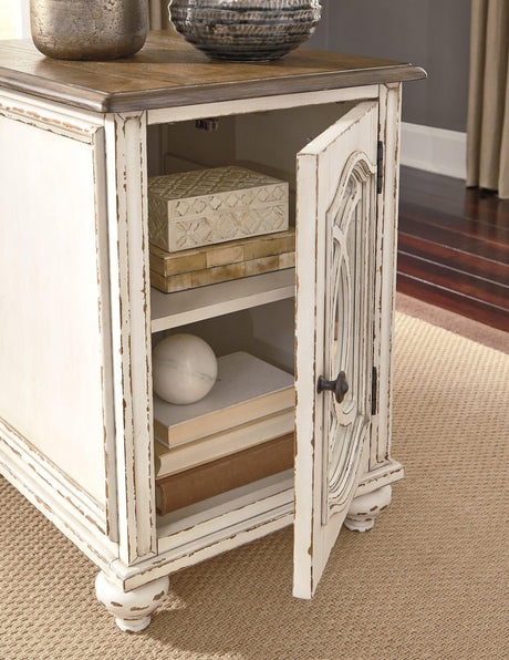 Realyn Occasional Table Set - Furniture World