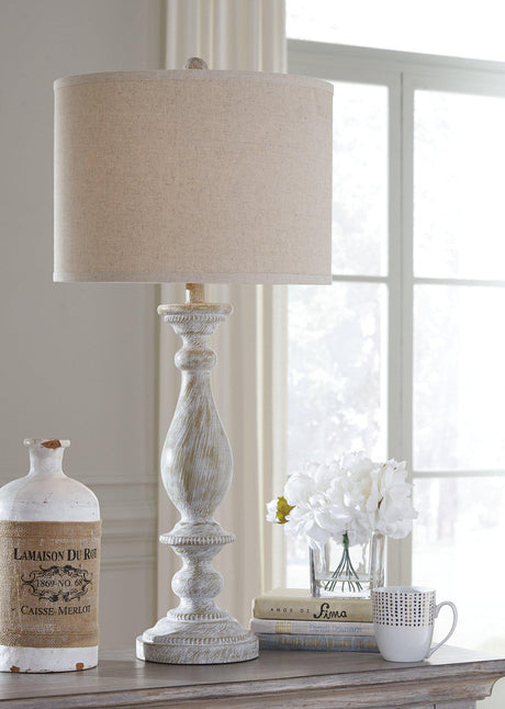 Bernadate Lamp Set - Furniture World
