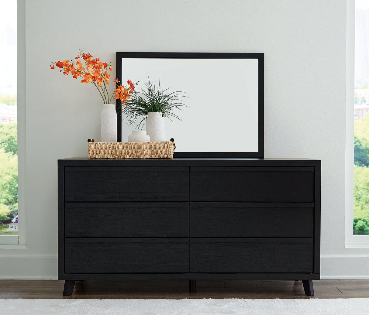 Danziar Dresser and Mirror - Furniture World