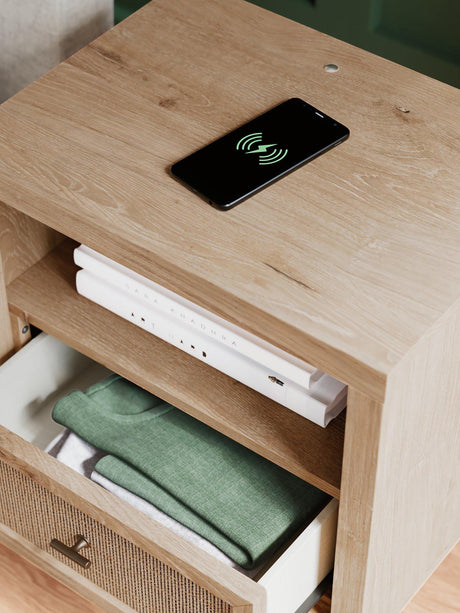 Cielden Bedroom Set - Furniture World