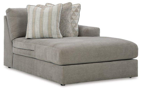 Avaliyah Sectional with Chaise - Furniture World