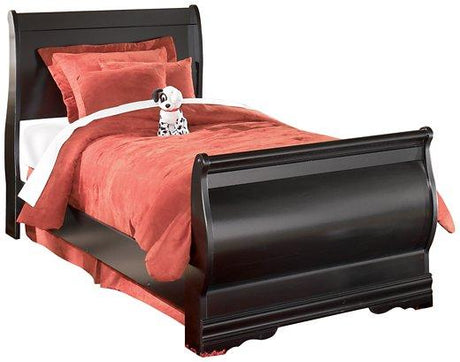 Huey Vineyard Bedroom Set - Furniture World
