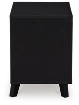 Danziar Bedroom Set - Furniture World