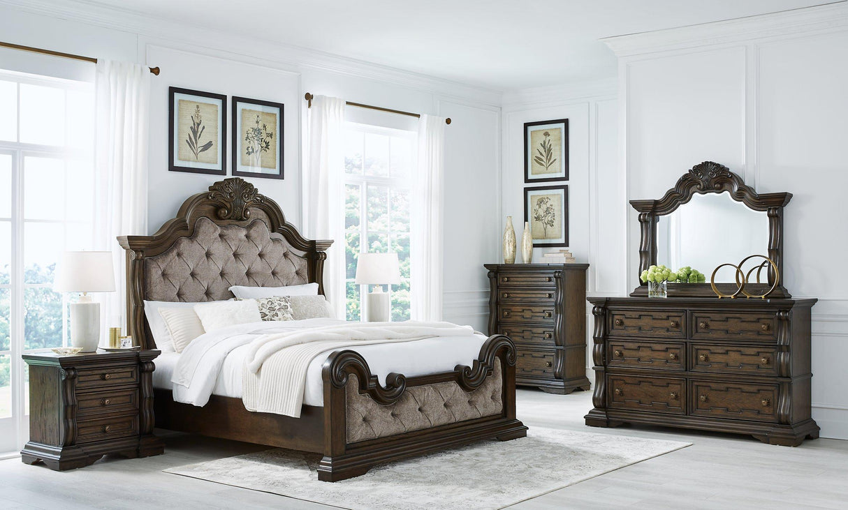 Maylee Bedroom Set - Furniture World