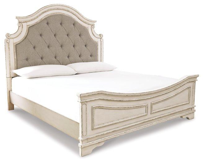 Realyn Bedroom Set - Furniture World
