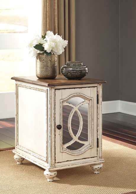 Realyn End Table Set - Furniture World